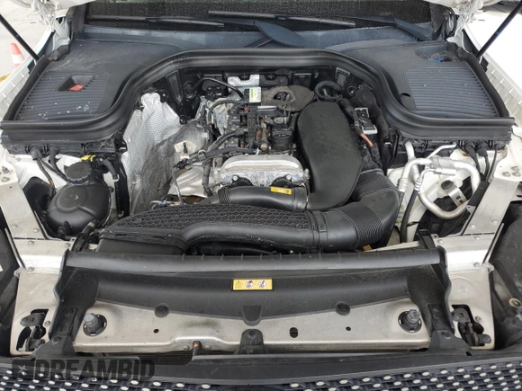 2021 Mercedes-Benz GLC 300 with VIN W1N0J8EB2MF930967, listed as a Copart auction lot 61205125 with 72,424 mi miles and Salvage title. Bid and sale history available at DreamBid. Image 12.