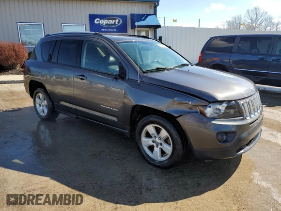 2016 Jeep Compass High Altitude Edition with VIN 1C4NJCEA4GD792582, listed as a Copart auction lot 48812395 with 181,896 mi miles and Salvage Title. Bid and sale history available at carsss.com. Image 4.