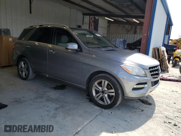 2013 Mercedes-Benz M 350 with VIN 4JGDA5JB3DA189878, listed as a Copart auction lot 60478005 with 247,317 mi miles and Clean title. Bid and sale history available at DreamBid. Image 4.