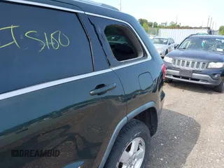 2011 Jeep Grand Cherokee Laredo with VIN 1J4RR4GG9BC643191, listed as a IAAI auction lot 42404547 with Not provided miles and . Bid and sale history available at DreamBid. Image 6.