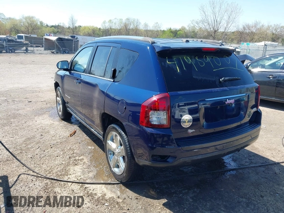 2014 Jeep Compass Latitude with VIN 1C4NJCEB2ED883243, listed as a IAAI auction lot 41989007 with 138,192 mi miles. Bid and sale history available at carsss.com. Image 3.