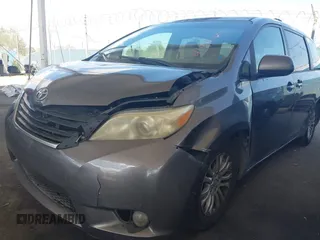2011 Toyota Sienna XLE AAS with VIN 5TDYK3DC5BS146848, listed as a IAAI auction lot 41914140 with 259,862 mi miles. Bid and sale history available at carsss.com. Image 6.