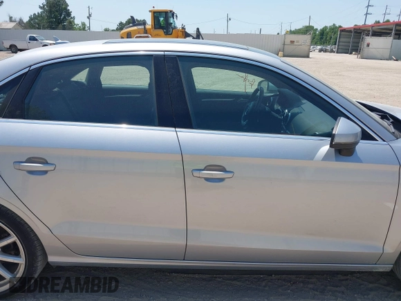2016 Audi A3 Premium Plus z VIN WAUC7GFF3G1007880, wystawiony jako IAAI lot #42045421 z przebiegiem 69 377 mil mil oraz . Historia ofert i sprzedaży dostępna na DreamBid. Obrazek 14.