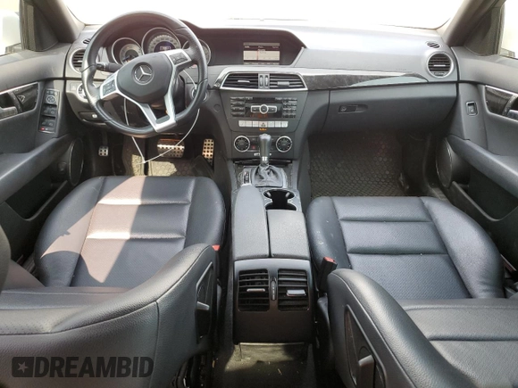 2013 Mercedes-Benz C 300 Sport с VIN WDDGF8AB8DG107330, выставлен на аукционе Copart как лот 58157995 с пробегом 102 332 миль миль и Списание • Salvage title. История ставок и продаж доступна на DreamBid. Изображение 8.
