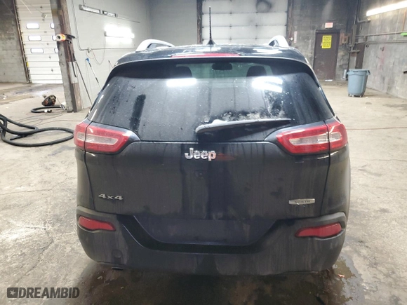 2017 Jeep Cherokee Latitude with VIN 1C4PJMCB4HW652080, listed as a Copart auction lot 43568415 with 86,012 mi miles and Salvage Title. Bid and sale history available at carsss.com. Image 6.