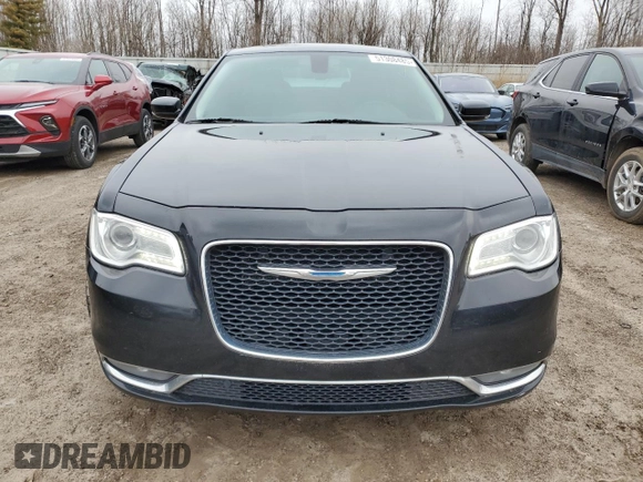 2015 Chrysler 300 Limited with VIN 2C3CCARG3FH736658, listed as a Copart auction lot 51308485 with 210,482 mi miles and Clean Title. Bid and sale history available at carsss.com. Image 5.