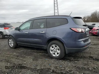 2013 Chevrolet Traverse LS with VIN 1GNKVFKD8DJ104255, listed as a Copart auction lot 84887014 with 111,454 mi miles and Salvage Title. Bid and sale history available at DreamBid. Image 2.