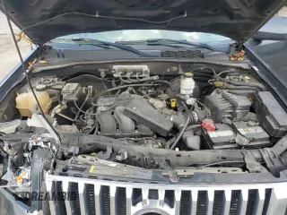 2008 Mercury Mariner Premier with VIN 4M2CU87158KJ29182, listed as a Copart auction lot 62868305 with 256,630 mi miles and Salvage title. Bid and sale history available at DreamBid. Image 12.