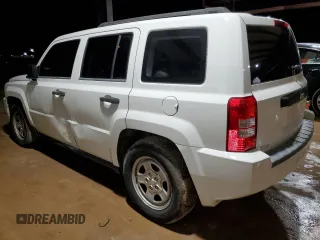 2008 Jeep Patriot Sport with VIN 1J8FT28008D773064, listed as a Copart auction lot 85144074 with 156,951 mi miles and Clean title. Bid and sale history available at DreamBid. Image 2.