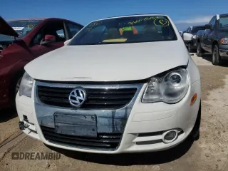 2011 Volkswagen Eos Komfort with VIN WVWBW7AH8BV004338, listed as a Copart auction lot 76603584 with Not Provided miles and Non Repairable. Bid and sale history available at DreamBid. Image 5.