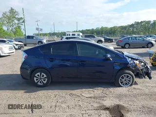 2014 Toyota Prius Four with VIN JTDKN3DU7E0385069, listed as a IAAI auction lot 41736927 with 211,539 mi miles. Bid and sale history available at carsss.com. Image 13.
