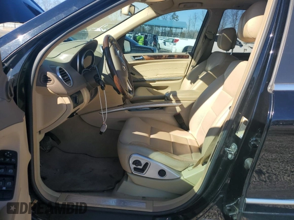 2011 Mercedes-Benz M 350 z VIN 4JGBB5GB5BA709586, wystawiony jako Copart lot #87507525 z przebiegiem 236 833 mil mil oraz Szkoda całkowita • Salvage title. Historia ofert i sprzedaży dostępna na DreamBid. Obrazek 7.