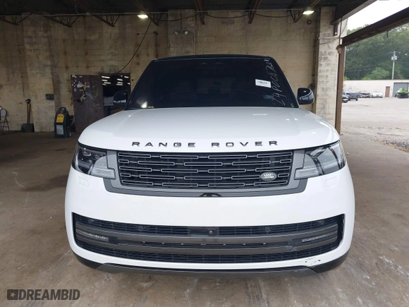 2023 Land Rover Range Rover SE with VIN SALKPBFUXPA078390, listed as a IAAI auction lot 39388993 with 11,011 mi miles. Bid and sale history available at carsss.com. Image 6.