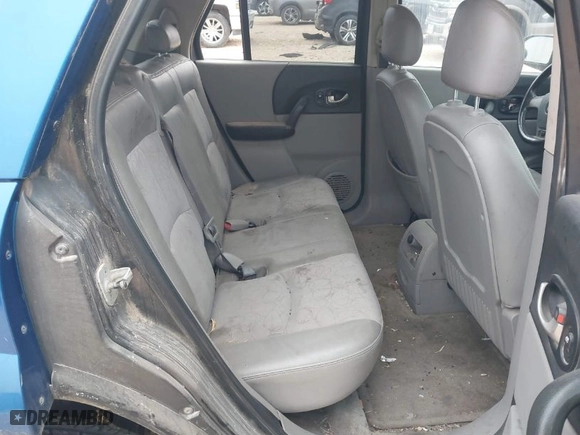2004 Saturn VUE V6 with VIN 5GZCZ53474S882730, listed as a IAAI auction lot 41056030 with 183,568 mi miles. Bid and sale history available at carsss.com. Image 8.