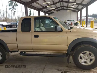 2003 Toyota Tacoma with VIN 5TEWN72N23Z279906, listed as a IAAI auction lot 41681617 with 177,614 mi miles. Bid and sale history available at carsss.com. Image 13.