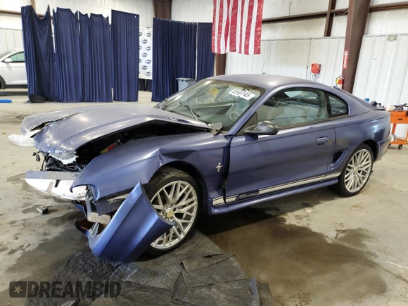 1996 Ford Mustang z VIN 1FALP4047TF185562, wystawiony jako Copart lot #55995745 z przebiegiem 154 906 mil mil oraz Szkoda całkowita • Salvage title. Historia ofert i sprzedaży dostępna na DreamBid. Obrazek 1.