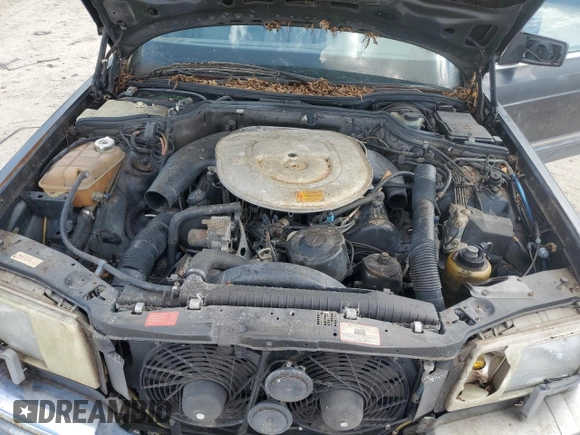 1990 Mercedes-Benz 560 with VIN WDBCA39E1LA513149, listed as a Copart auction lot 65934914 with 181,961 mi miles and Clean Title. Bid and sale history available at DreamBid. Image 11.
