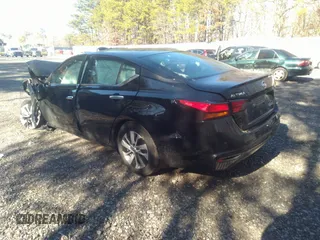 2022 Nissan Altima 2.5 S with VIN 1N4BL4BV2NN416180, listed as a IAAI auction lot 41656960 with 51,161 mi miles. Bid and sale history available at carsss.com. Image 3.