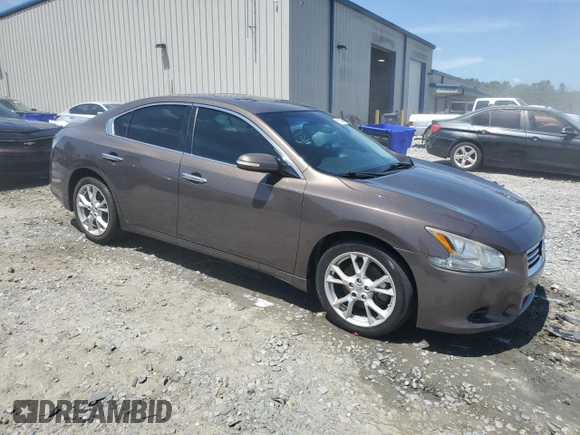 2014 Nissan Maxima SV with VIN 1N4AA5AP6EC482902, listed as a Copart auction lot 61154745 with 134,007 mi miles and Salvage title. Bid and sale history available at DreamBid. Image 4.