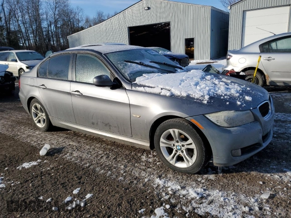 2009 BMW 3 Series 323i z VIN WBAPG73599A401495, wystawiony jako Copart lot #88476595 z przebiegiem 231 795 mil mil oraz Czysty tytuł • Clean title. Historia ofert i sprzedaży dostępna na DreamBid. Obrazek 4.