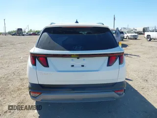 2025 Hyundai Tucson SEL z VIN 5NMJB3DE1SH467162, wystawiony jako IAAI lot #41851533 z przebiegiem 5 445 mil mil oraz . Historia ofert i sprzedaży dostępna na DreamBid. Obrazek 17.