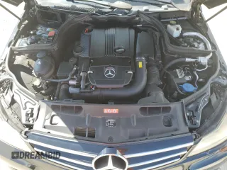 2014 Mercedes-Benz C 250 Sport с VIN WDDGF4HB1ER306501, выставлен на аукционе Copart как лот 73773934 с пробегом Не указан миль и Списание • Salvage title. История ставок и продаж доступна на DreamBid. Изображение 11.