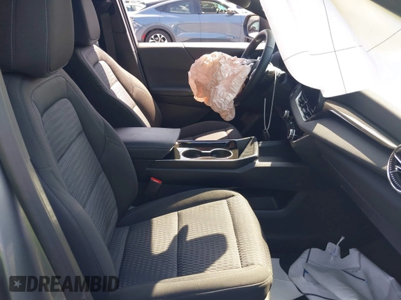 2025 Chevrolet Equinox FWD LT with VIN 3GNAXHEGXSL252744, listed as a IAAI auction lot 41954865 with 2,715 mi miles and . Bid and sale history available at DreamBid. Image 5.