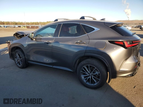 2024 Lexus NX 350 Premium z VIN 2T2GGCEZ1RC056739, wystawiony jako Copart lot #84930254 z przebiegiem 22 096 mil mil oraz Szkoda całkowita • Salvage title. Historia ofert i sprzedaży dostępna na DreamBid. Obrazek 2.
