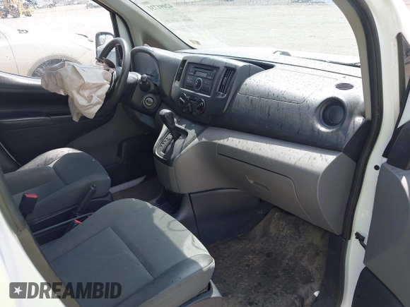 2015 Nissan NV200 SV with VIN 3N6CM0KN4FK732477, listed as a IAAI auction lot 42091731 with 163,973 mi miles and . Bid and sale history available at DreamBid. Image 5.