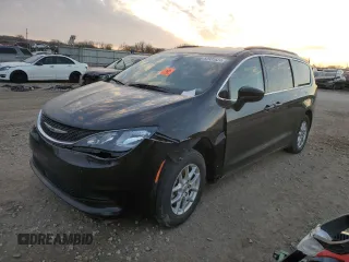 2021 Chrysler Voyager LXi with VIN 2C4RC1DG7MR538864, listed as a Copart auction lot 82931624 with 97,819 mi miles and Salvage Title. Bid and sale history available at DreamBid. Image 1.