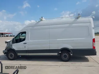 2023 Ford Transit Cargo z VIN 1FTLW3X86PKC12960, wystawiony jako IAAI lot #42174156 z przebiegiem 23 420 mil mil oraz . Historia ofert i sprzedaży dostępna na DreamBid. Obrazek 15.