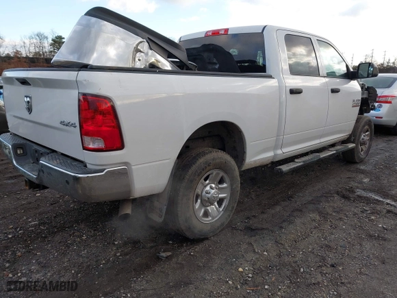 2018 Ram 2500 Tradesman with VIN 3C6UR5CJ4JG147600, listed as a IAAI auction lot 41514148 with 115,289 mi miles. Bid and sale history available at carsss.com. Image 4.