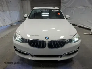 2017 BMW 3 Series 330i xDrive with VIN WBA8Z9C52HG452794, listed as a Copart auction lot 87289364 with 82,108 mi miles and Clean Title. Bid and sale history available at carsss.com. Image 5.