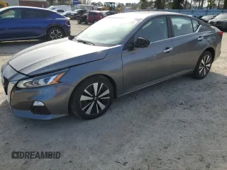 2022 Nissan Altima SV with VIN 1N4BL4DW6NN367779, listed as a Copart auction lot 46470605 with 42,142 mi miles and Salvage Title. Bid and sale history available at DreamBid. Image 1.