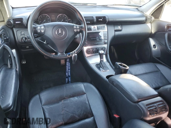 2006 Mercedes-Benz C 230 Sport z VIN WDBRF52H46A843819, wystawiony jako Copart lot #63820255 z przebiegiem 141 580 mil mil oraz Szkoda całkowita • Salvage title. Historia ofert i sprzedaży dostępna na DreamBid. Obrazek 8.