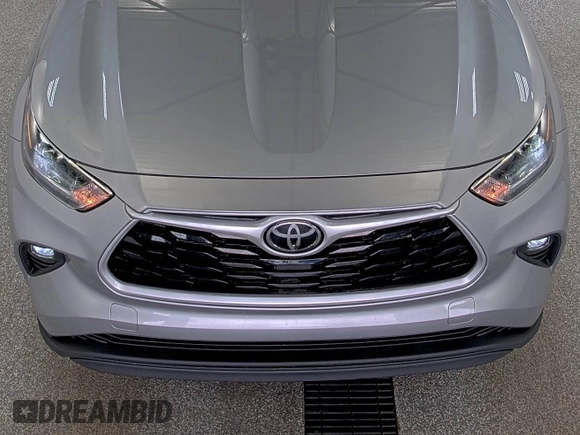 2021 Toyota Highlander XLE with VIN 5TDHZRBH0MS558143, listed as a IAAI auction lot 42859323 with 41,722 mi miles and . Bid and sale history available at DreamBid. Image 7.