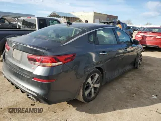 2019 Kia Optima S with VIN 5XXGT4L30KG377044, listed as a Copart auction lot 46994765 with 83,962 mi miles and Salvage Title. Bid and sale history available at carsss.com. Image 3.