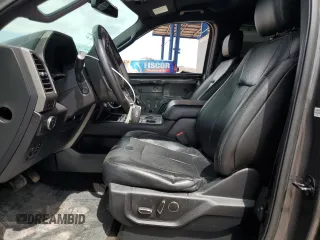 2018 Ford Expedition XLT with VIN 1FMJU1HT8JEA13947, listed as a Copart auction lot 58583495 with 98,706 mi miles and Salvage title. Bid and sale history available at DreamBid. Image 7.