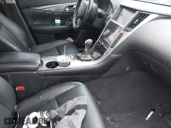 2015 Infiniti Q50 with VIN JN1BV7AR5FM392624, listed as a IAAI auction lot 41667327 with 53,589 mi miles. Bid and sale history available at carsss.com. Image 5.
