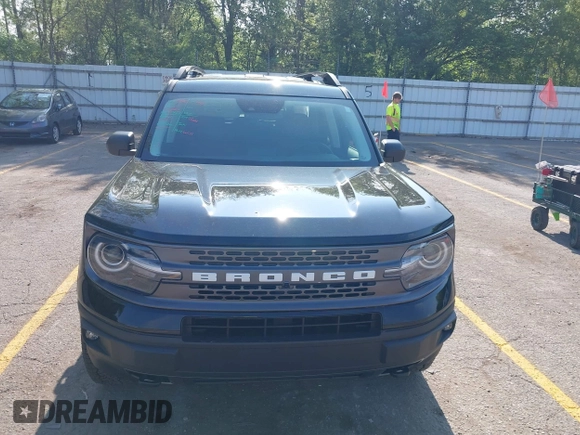 2022 Ford Bronco Sport Badlands z VIN 3FMCR9D95NRD81024, wystawiony jako IAAI lot #42255256 z przebiegiem 15 234 mil mil oraz . Historia ofert i sprzedaży dostępna na DreamBid. Obrazek 12.