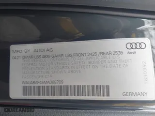 2021 Audi A4 Sedan Premium with VIN WAUABAF45MA068709, listed as a IAAI auction lot 41643826 with 33,238 mi miles. Bid and sale history available at carsss.com. Image 9.