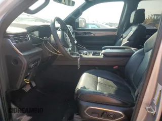 2024 Jeep Wagoneer Series II with VIN 1C4SJVBP9RS113346, listed as a Copart auction lot 61156025 with 72,670 mi miles and Clean title. Bid and sale history available at DreamBid. Image 7.