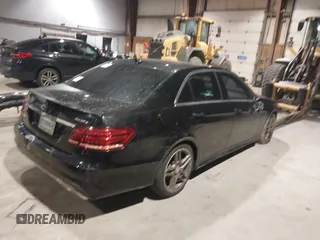 2016 Mercedes-Benz E 400 with VIN WDDHF6HB5GB172605, listed as a IAAI auction lot 41224247 with 68,010 mi miles and . Bid and sale history available at carsss.com. Image 4.