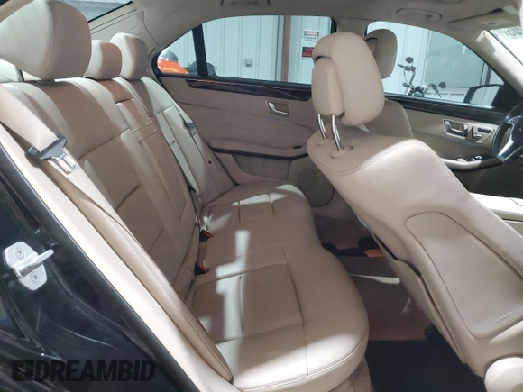 2014 Mercedes-Benz E 350 Sport z VIN WDDHF5KB5EA993421, wystawiony jako Copart lot #59332205 z przebiegiem 150 894 mil mil oraz Szkoda całkowita • Salvage title. Historia ofert i sprzedaży dostępna na DreamBid. Obrazek 10.