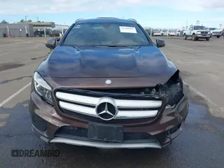 2015 Mercedes-Benz GLA 250 z VIN WDCTG4GB4FJ107864, wystawiony jako IAAI lot #41709927 z przebiegiem 102 070 mil mil oraz . Historia ofert i sprzedaży dostępna na DreamBid. Obrazek 13.