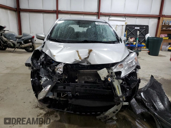 2015 Nissan Note S with VIN 3N1CE2CP7FL399569, listed as a Copart auction lot 58712605 with 131,049 mi miles and Salvage title. Bid and sale history available at DreamBid. Image 5.