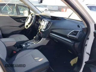 2023 Subaru Forester Premium с VIN JF2SKADC2PH472906, выставлен на аукционе IAAI как лот 41804166 с пробегом 12 294 миль миль и . История ставок и продаж доступна на DreamBid. Изображение 5.