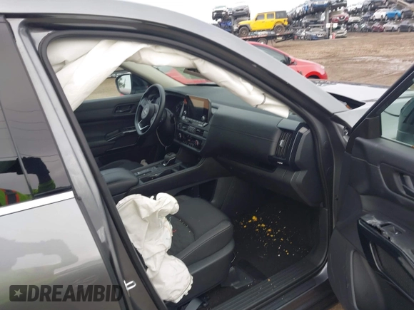 2024 Nissan Pathfinder S with VIN 5N1DR3AAXRC273423, listed as a IAAI auction lot 41210916 with 9,831 mi miles and . Bid and sale history available at DreamBid. Image 5.
