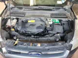 2016 Ford Escape SE z VIN 1FMCU9GX7GUA06269, wystawiony jako Copart lot #51110775 z przebiegiem 131 959 mil mil oraz Czysty tytuł • Clean title. Historia ofert i sprzedaży dostępna na DreamBid. Obrazek 12.
