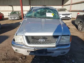 2001 Ford Ranger XL Fleet with VIN 1FTZR15U31PA46008, listed as a IAAI auction lot 41667531 with 85,468 mi miles. Bid and sale history available at carsss.com. Image 12.